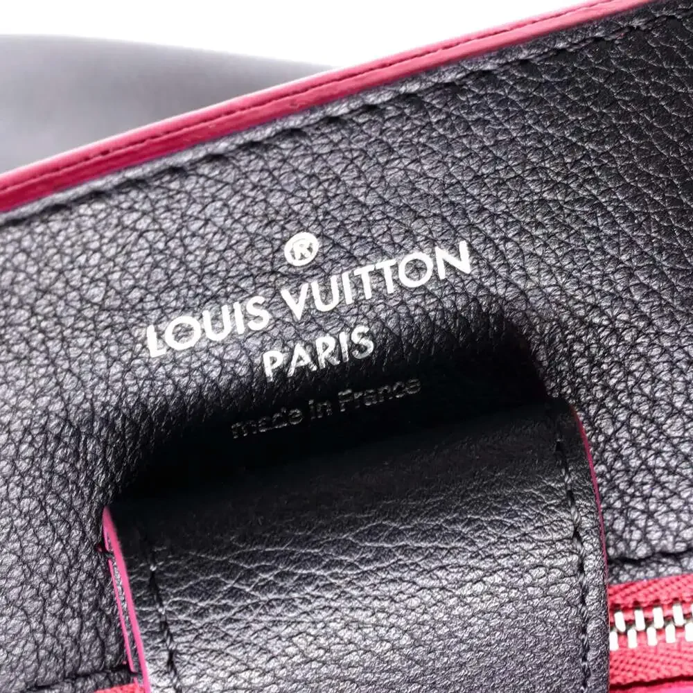 Louis Vuitton Lockme Bucket Bag Leather #243553L22B - Picture 7 of 8